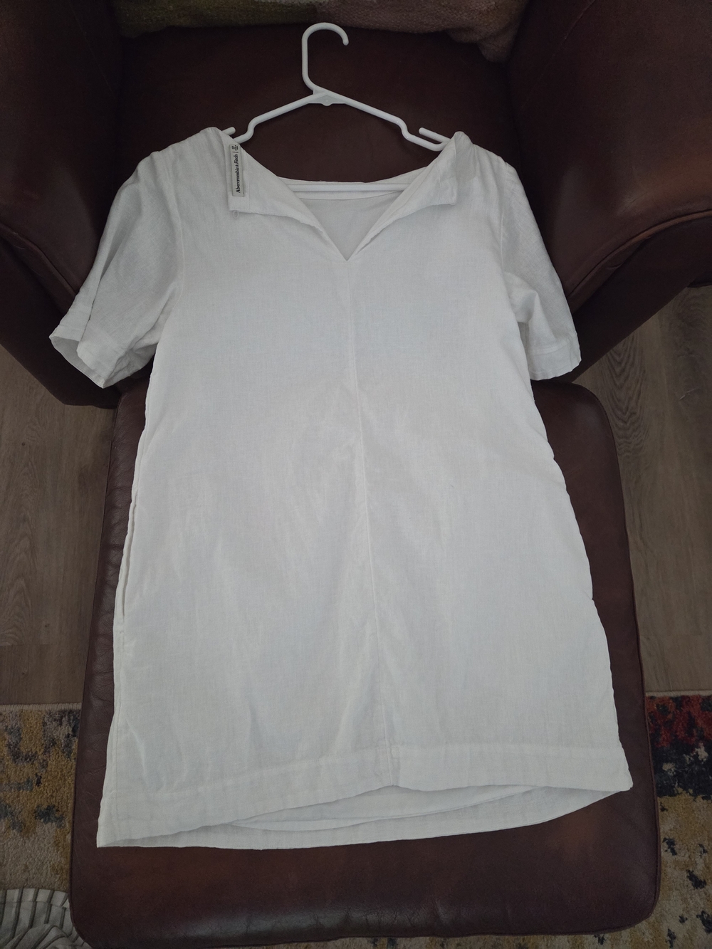 Abercrombie & Fitch White Short-Sleeve Linen Shift Dress - Picture 5 of 7